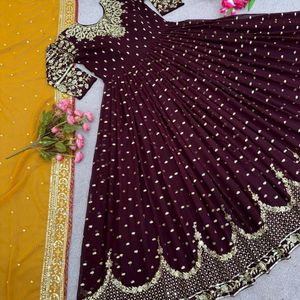 Beautiful Latest Designer Gown Both Side Work❤️