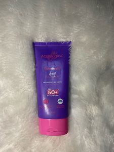 Aqualogica Illuminate Dewy Sunscreen SPF 50