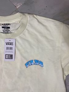 L vans tshirt