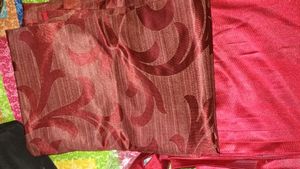 To pair curtain (Parda)