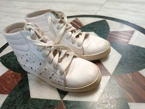 White Colour Star High Ankle Shoes