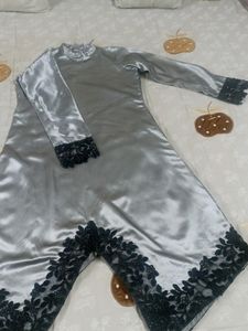 Amazing  Silver Top