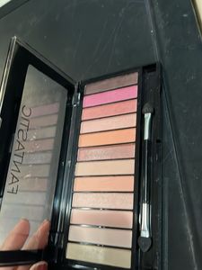 Fantastic Eyeshadow Palette