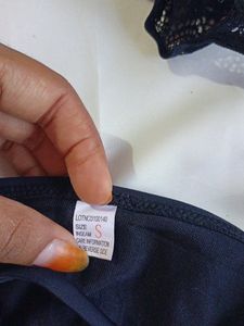 16B. BLACK SEXY BRA AND BRIEF SET