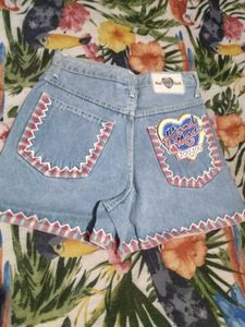 Women Short