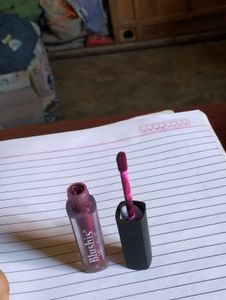 Blushis Liquid Matte