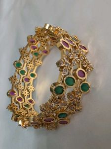 2 Model Bangles And Chandraharam Combo