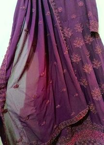 Heavy Wedding/Party Gown ✨💜🍇