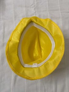 Yellow Hat (Like New)