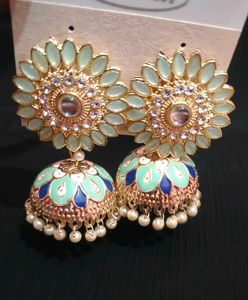 Sea Green jhumka with the hint of blue