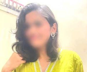 Elegant Jaipuri Earings