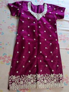 Elegant Purple Embroidered Pakistani Suit