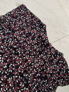 Beautiful Black Top In Brand New Condition