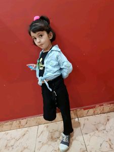 chota hogya baby ko ye top islye