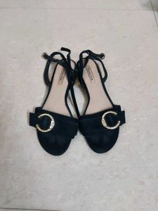 Massimo Dutti Suede Sandals