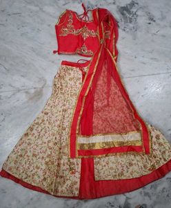 Girl&#39;s Lehenga Blouse Duppatta