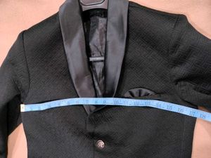 🆕Black Shinning Designer Blazer With Freebie 🆕