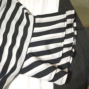 Black And White Striped Top For Women