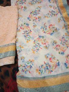 Floral Print Saree with Blouse