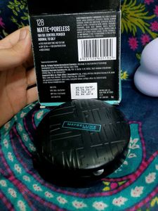 Maybelline Compact And Beauty Blender
