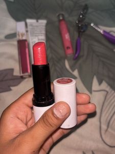 It’s a Zudio lipstick combo with Primer