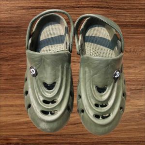 Green Garden Clogs, Size 7