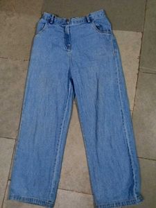 Baggy Jeans Trending