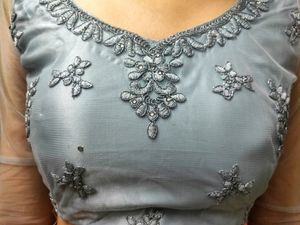 🎉🎉SALE PRICE DROP🎉🎉    Silver lehanga