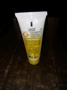 LACTO CALAMINE Sunscreen SPF 50 KAOLIN CLAY.