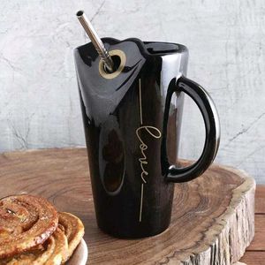 Sipper With Stainless Steel Straw