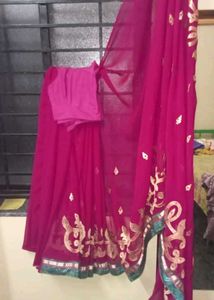Super Saree With Golden Work