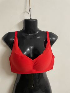 Women Basic Bra Red