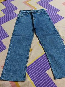 Straight Fit Jeans