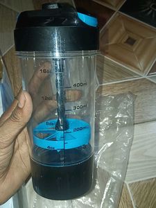 Gym Juice Shaker
