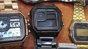 Combo 15 casio digital watches ( Fixed Price)