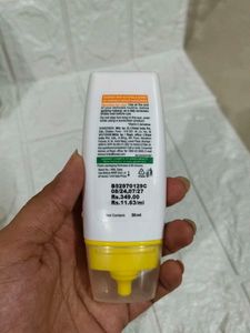 Pack Of 5 Garnier Sunscreen And Serums