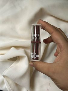 Swiss Beauty Satin Comfort Lipstick