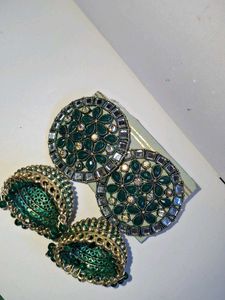 Emerald Jhumka Earrings