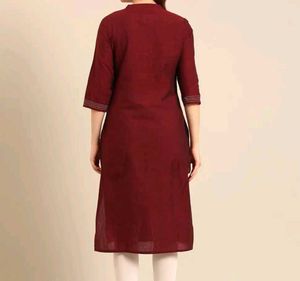 Maroom Elegant Embroidered Kurta