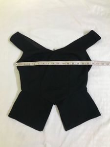Chic Black Top Bust 32
