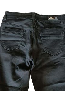 Royal Black Skinny Fit Women Jean
