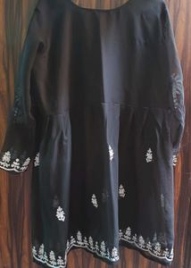 Black Short Kurti With White Thread Work