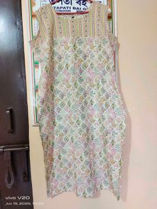 Combo 2 Type Kurti Purpal 💜and Yellow 💛
