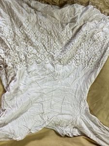 Elegant White Embroidered Kurta