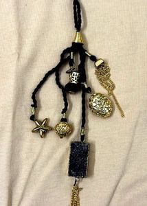 Quartz pendant necklace