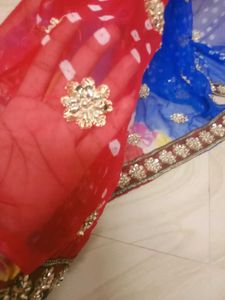 बांधनी साड़ी