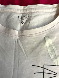 Cute Bunny Tee-shirt- Xs size