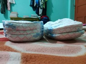 Mamypoko Huggies Diapers XL