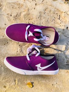 Flat Shoes For Men And Women