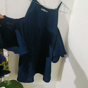 Navy Blue Cold Shoulder Top💙